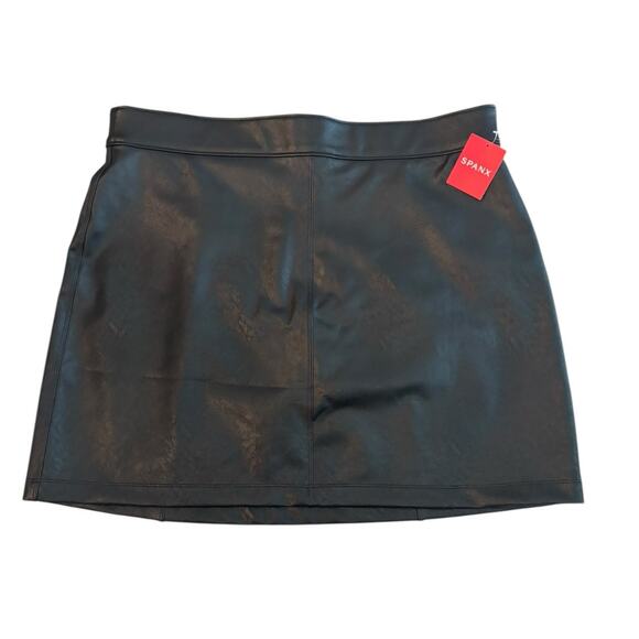 SPANX LEATHER-LIKE MINI SKIRT LUXE BLACK A-LINE SKIRT SKORT NWT SIZE XL - Picture 3 of 6